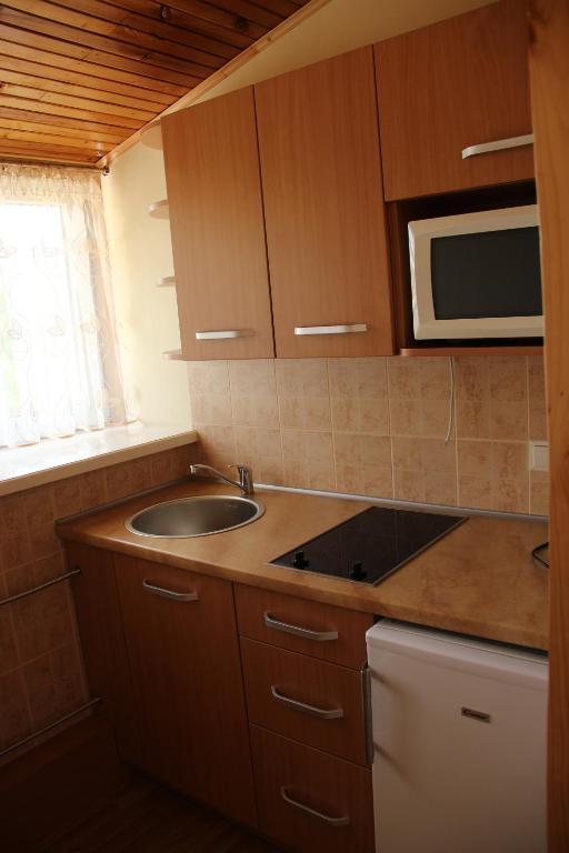 Asmonienes Sveciu Namai "Senoji Mokyklele" Hotel Smalininkai Room photo